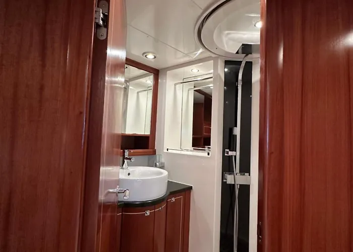 Yacht Pegasus Ii * Барселона
