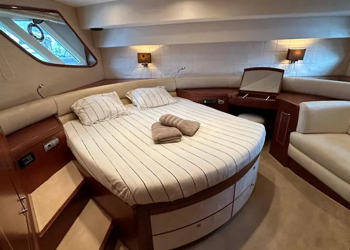 Yacht Pegasus Ii Ботель Барселона