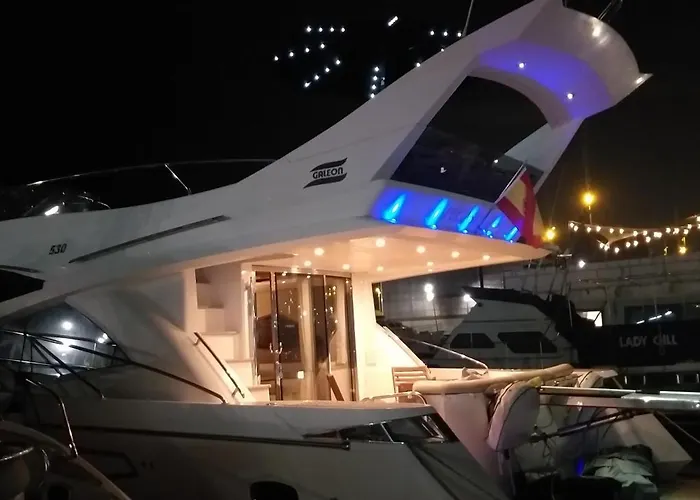 Ботель Yacht Pegasus Ii