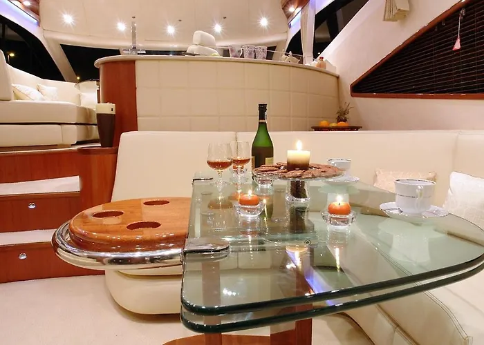 Ботель Yacht Pegasus Ii