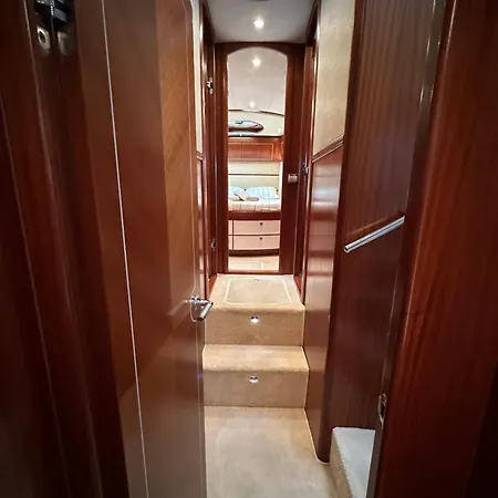 Yacht Pegasus Ii Ботель *